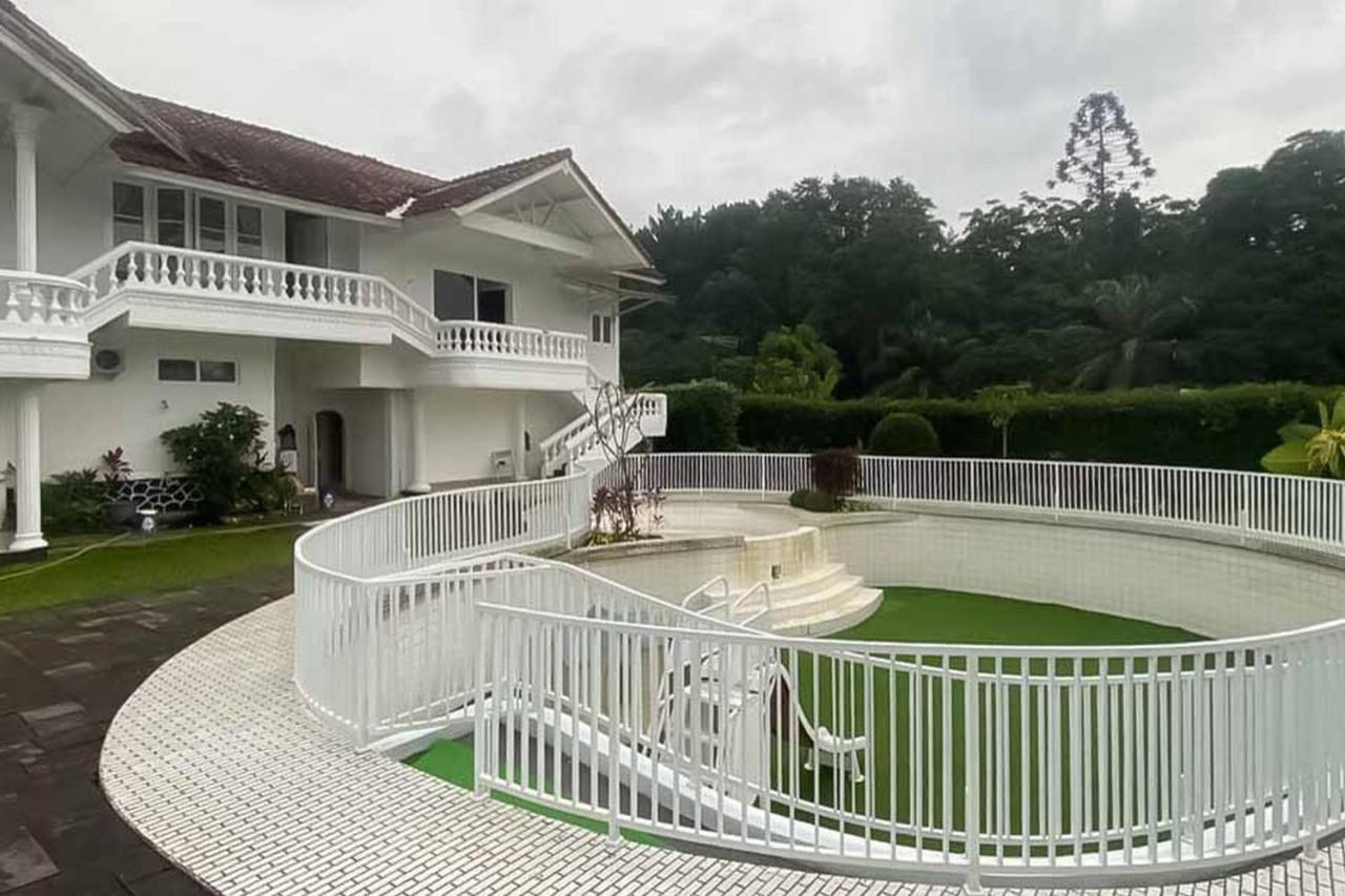 Reddoorz Plus @ Megamendung Puncak 2 Bogor Esterno foto